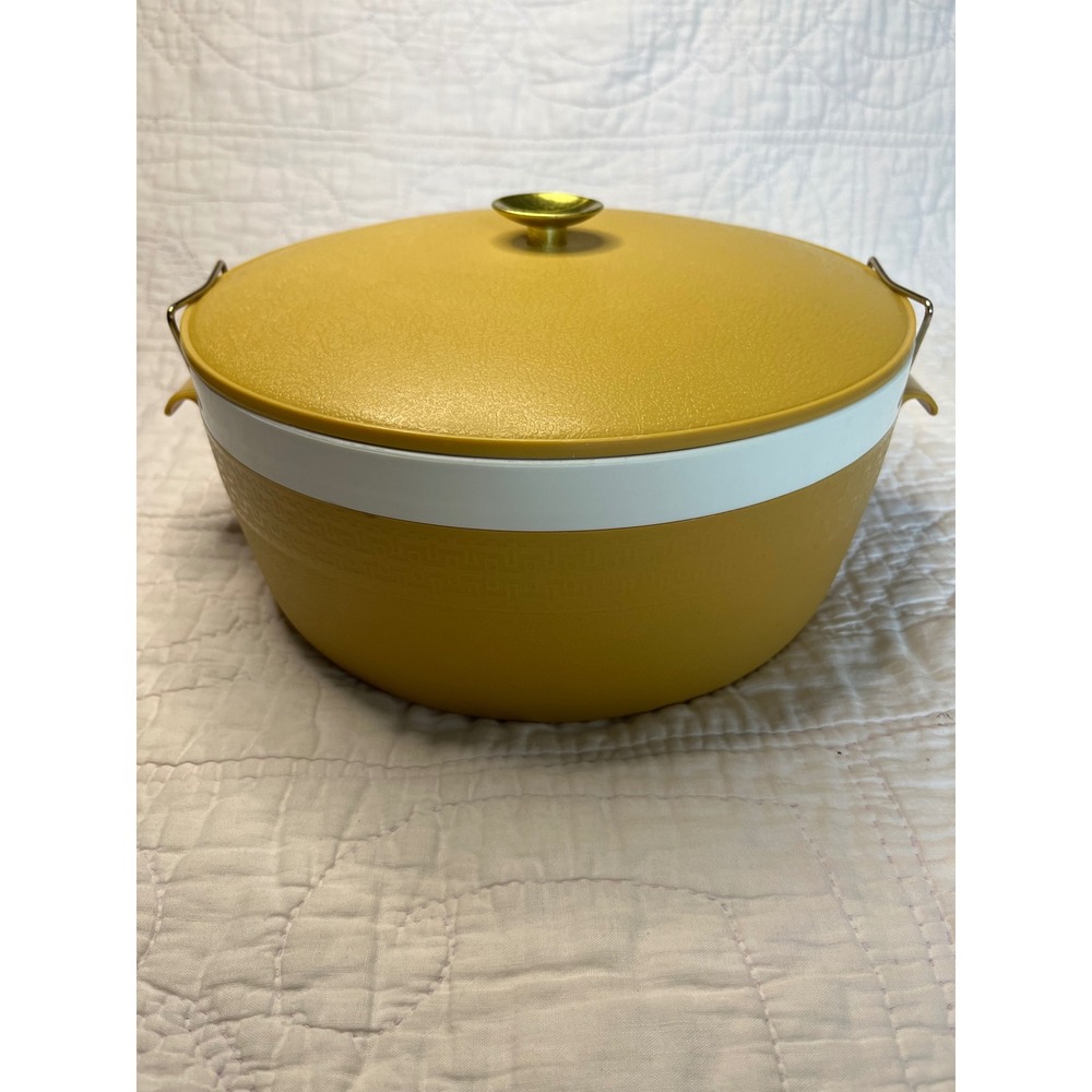 Vintage Therm-o-ware Olympian Insulated Serving Bowl Harvest Gold Greek Key Lid